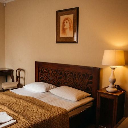 British Club Lviv Hotel Exterior foto