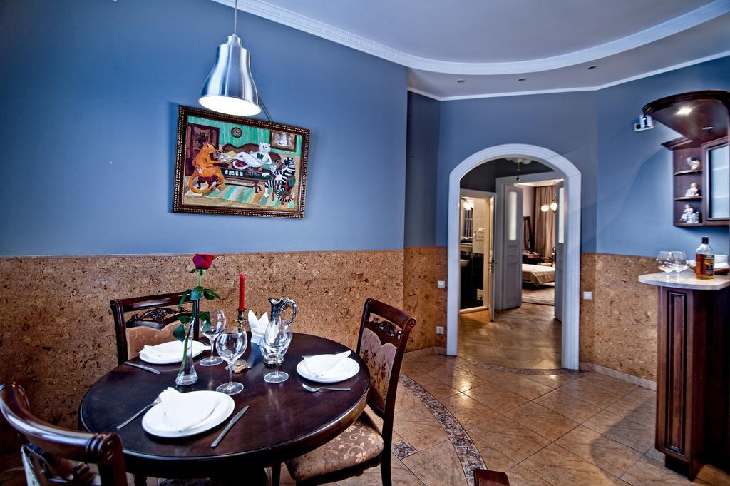 British Club Lviv Hotel Quarto foto