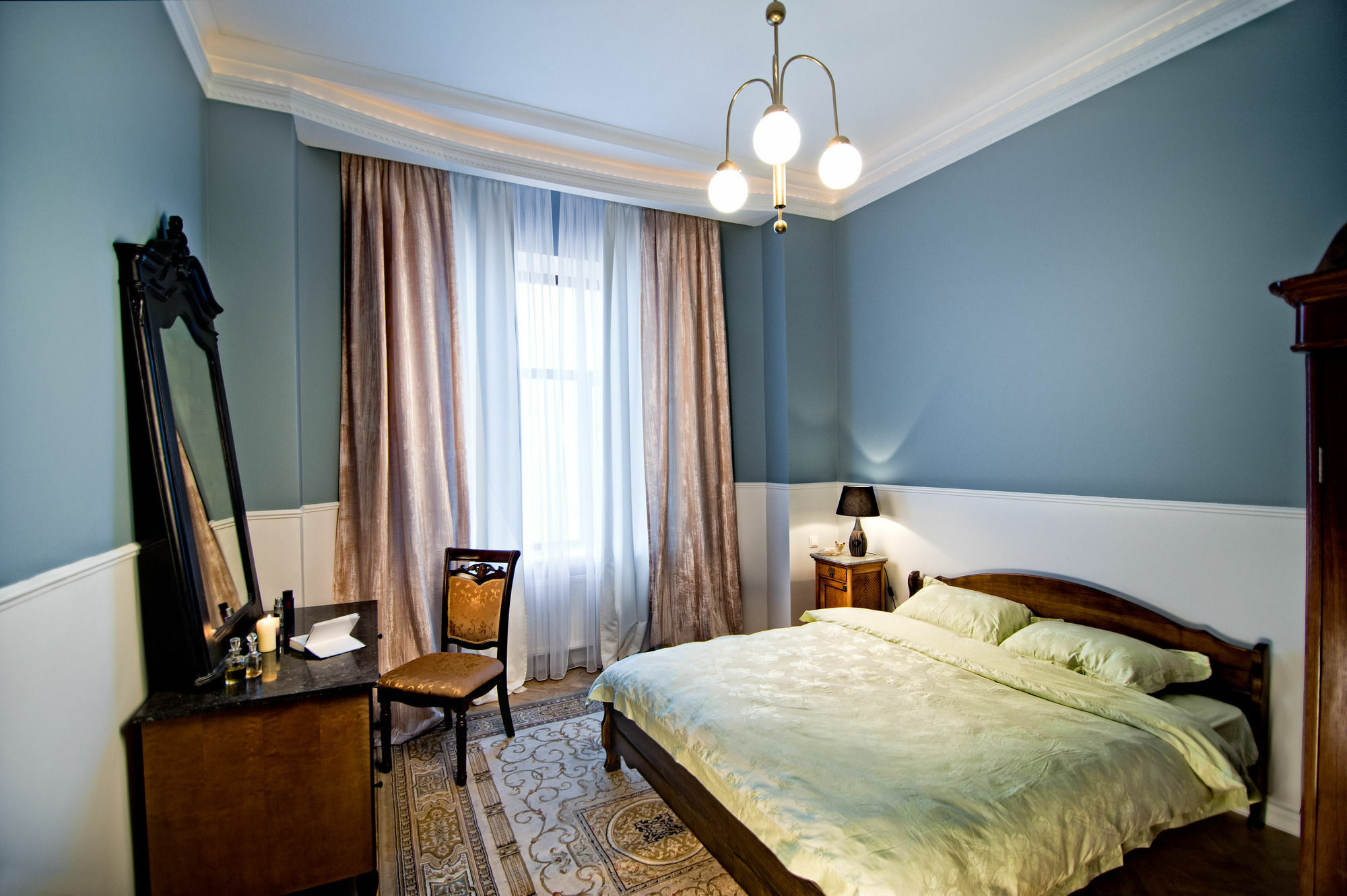 British Club Lviv Hotel Exterior foto